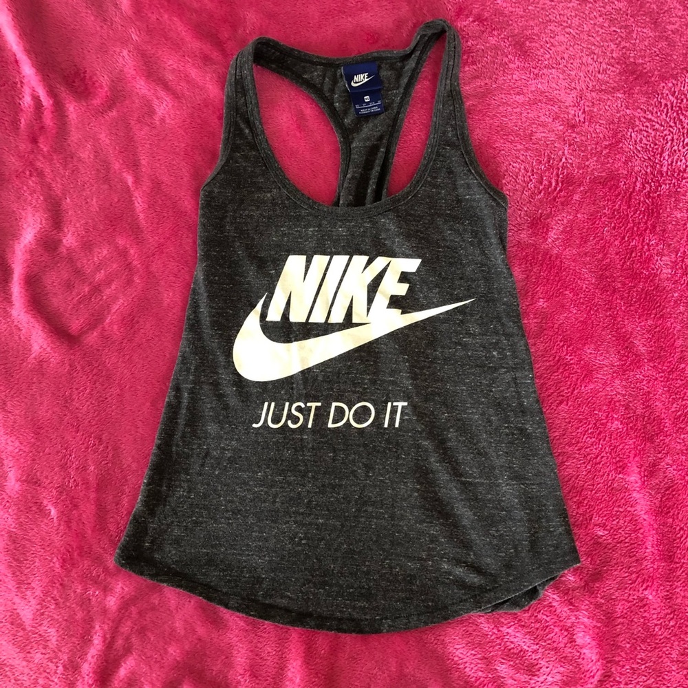 ✔️Nike Tank ✔️